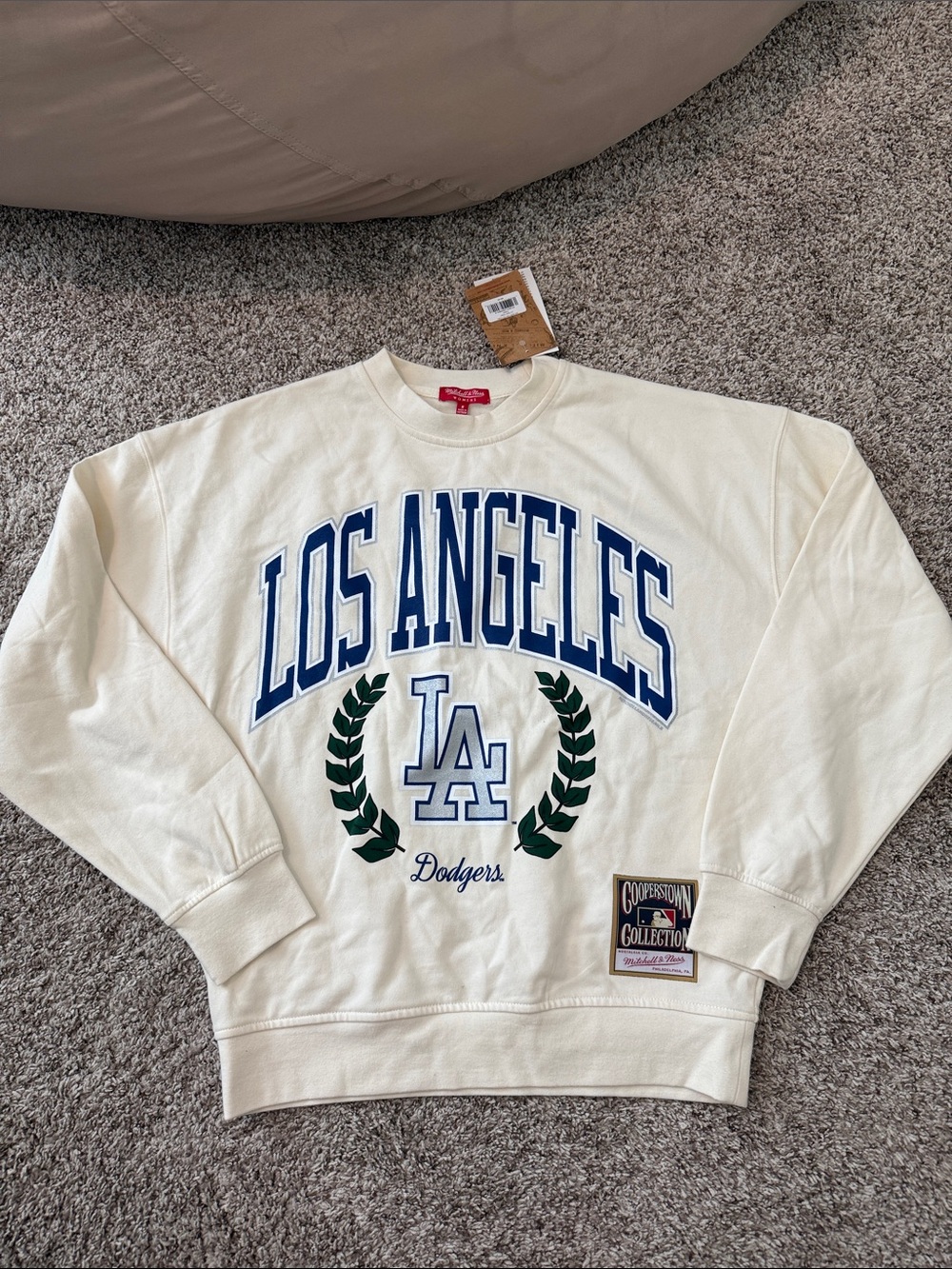 Mitchell & Ness Los Angeles Dodgers Cream Crewneck Women’s Sweatshirt